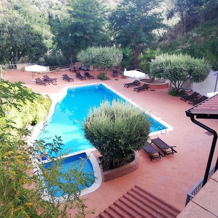 Residenza Mediterranea Zambrone Extérieur photo