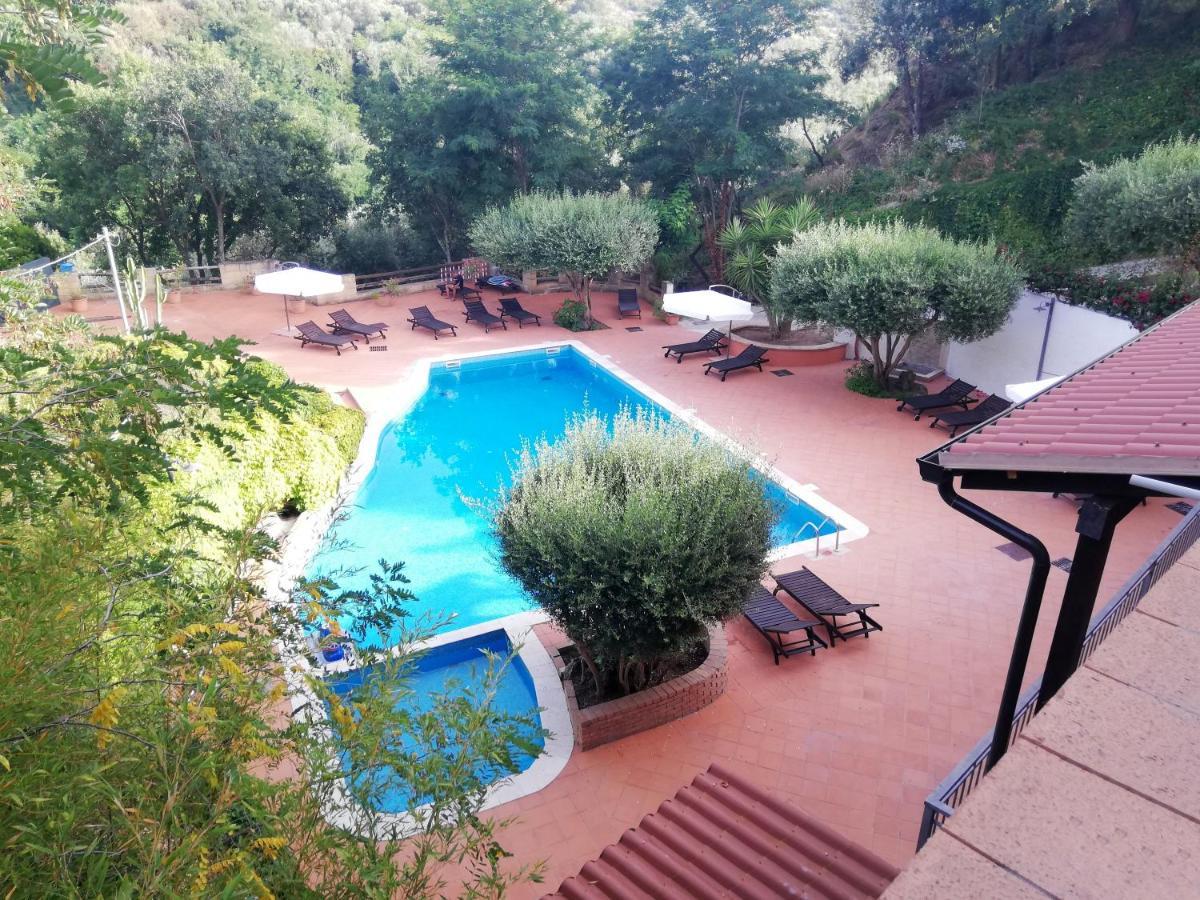 Residenza Mediterranea Zambrone Extérieur photo