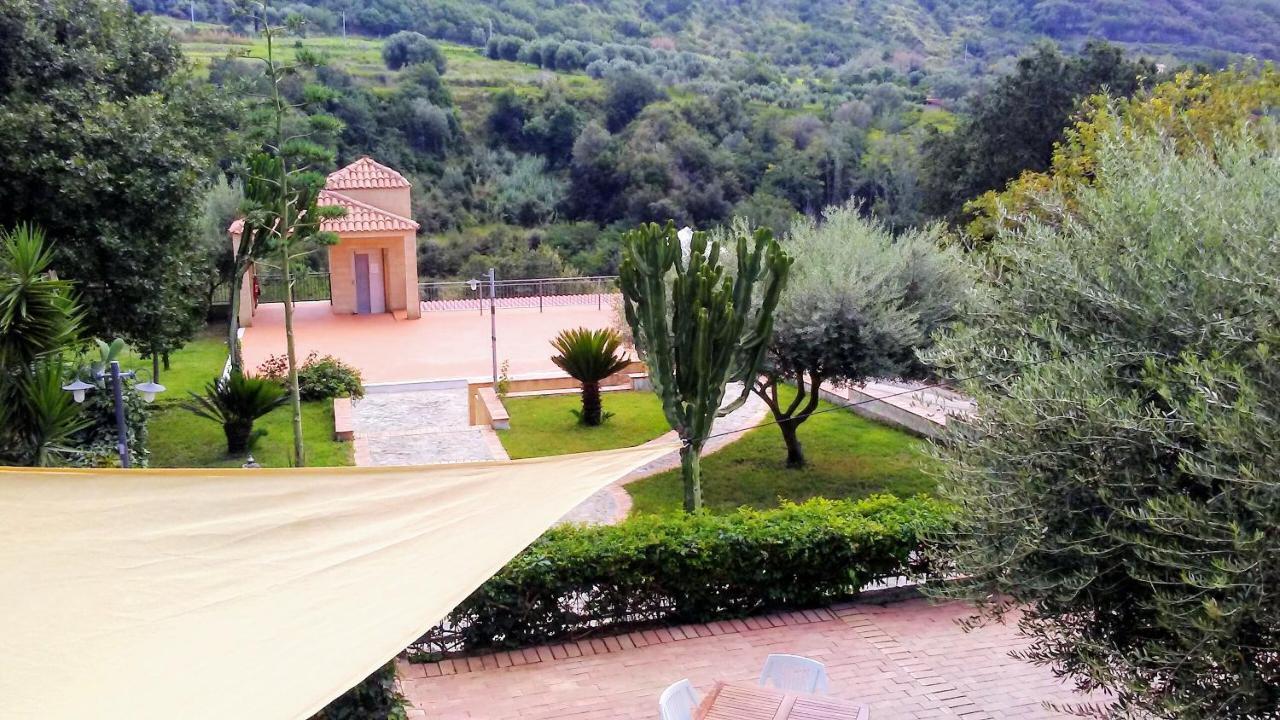 Residenza Mediterranea Zambrone Extérieur photo