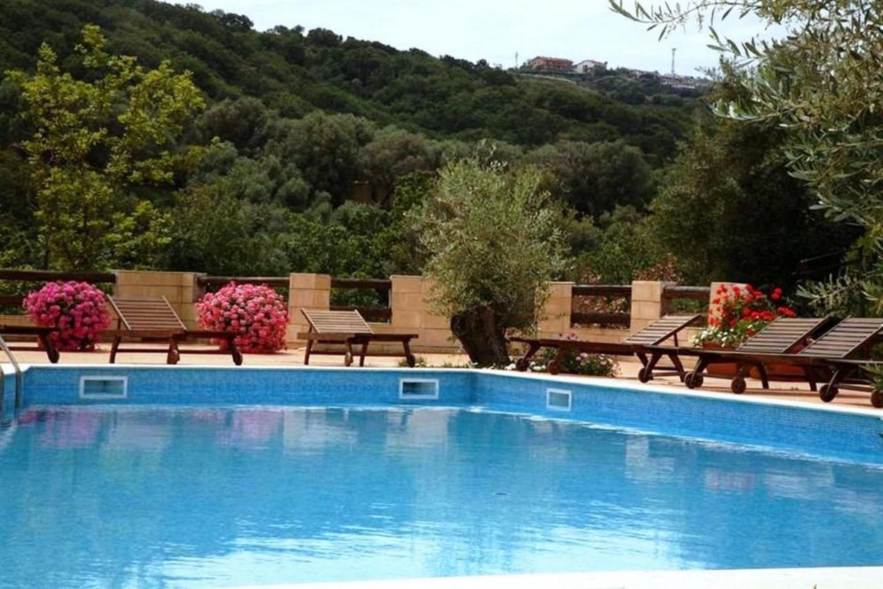 Residenza Mediterranea Zambrone Extérieur photo